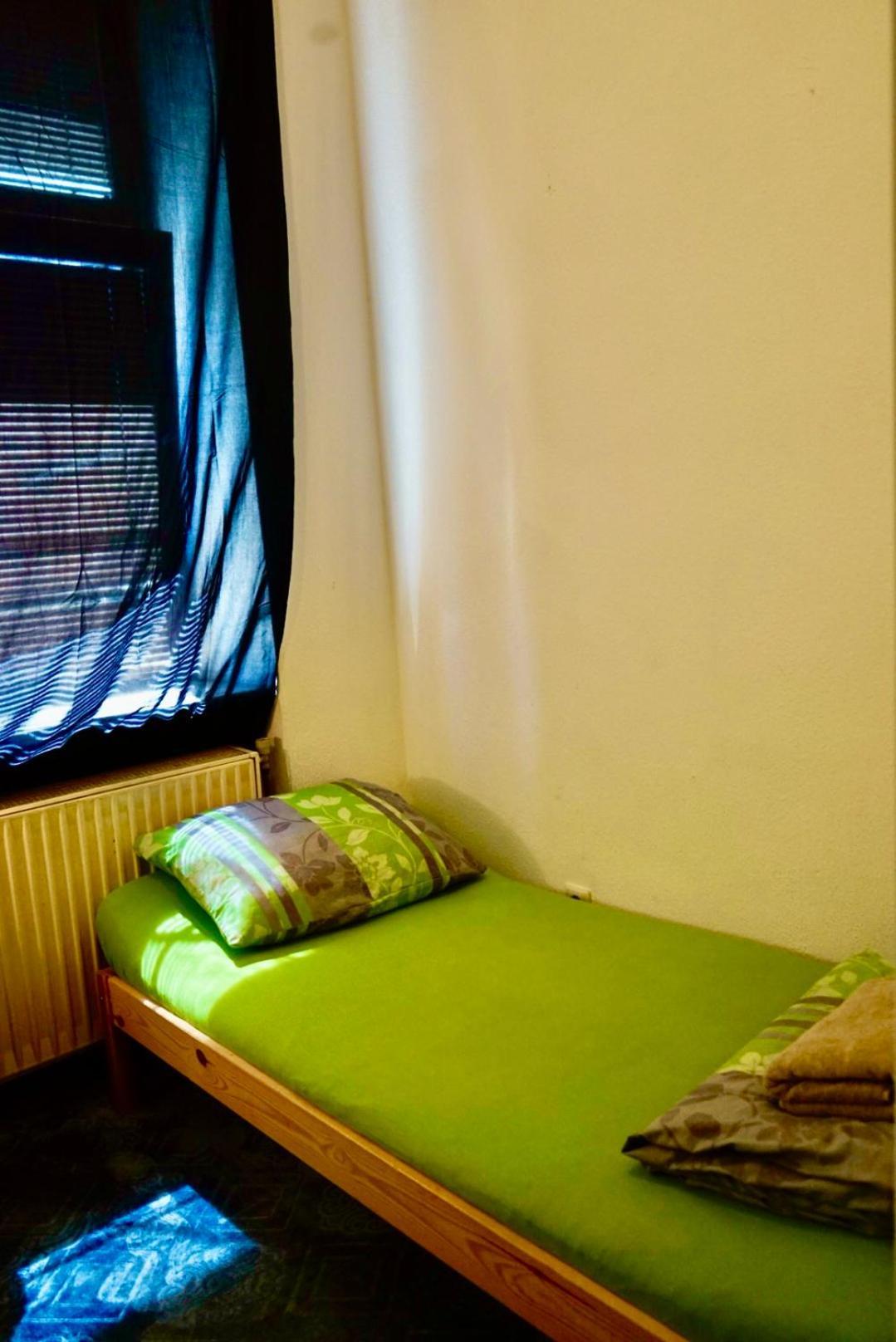 U6 Schoepfwerk Hostel 1 Vienne Extérieur photo